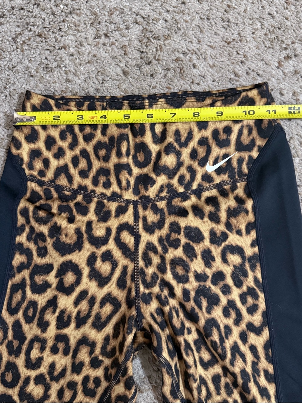 Nike Dri-Fit Leopard Print High-Waist Leggings with Black Side Panels XS - Picture 5 of 6